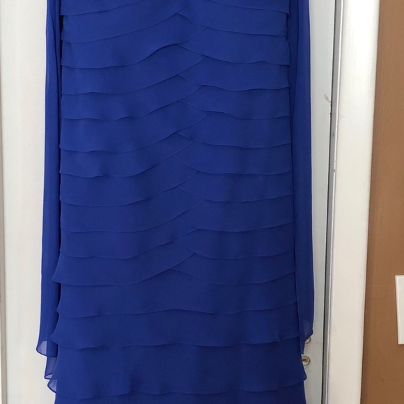 Gorgeous Jovani gown Blue - Picture 3 of 6